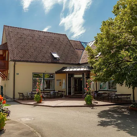 Wilfinger Thermal Biodorf * Bad Waltersdorf
